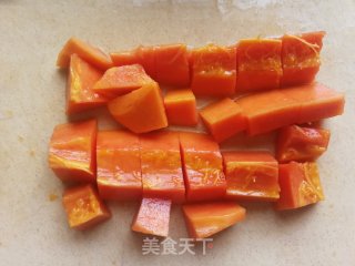 桂花冰糖炖木瓜的做法步骤：2