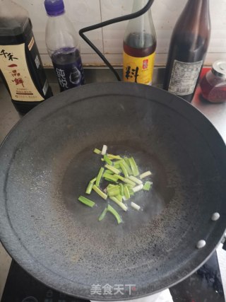白菜炖粉条的做法步骤：3