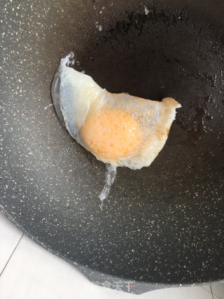 煎鹅蛋炖萝卜的做法步骤：5