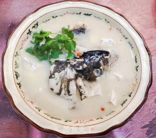 鱼头豆腐汤的做法步骤：5
