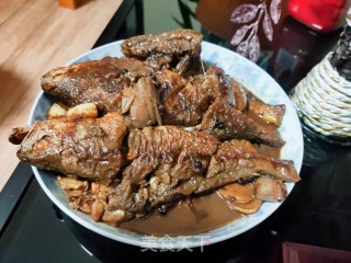 红烧鲫鱼的做法步骤：12