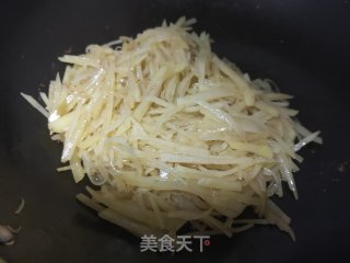 醋溜土豆丝的做法步骤：7