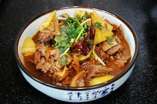 牛肉烧土豆的做法步骤：7