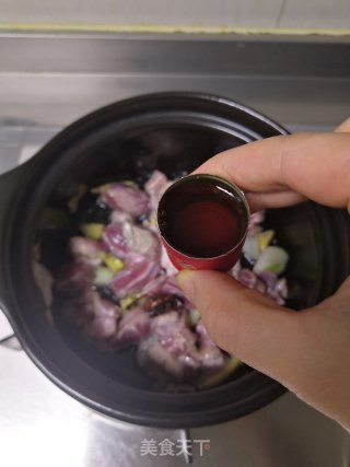 芋头烧肘花的做法步骤：4