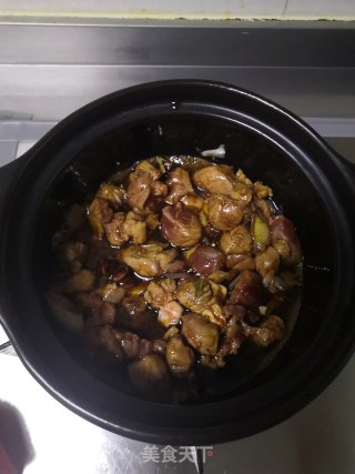芋头烧肘花的做法步骤：7