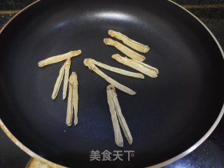 干贝沙虫粥的做法步骤：2