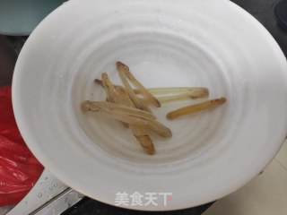 干贝沙虫粥的做法步骤：4
