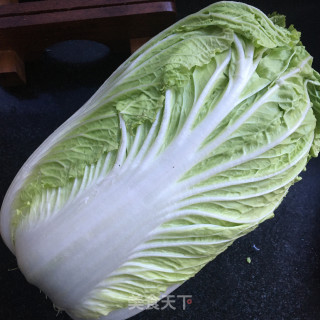 辣酱白菜炖土豆粉的做法步骤：1