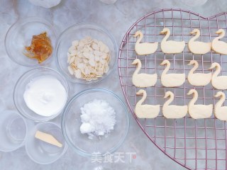 焦糖杏仁天鹅饼干的做法步骤：8