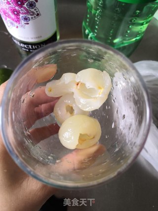荔枝气泡酒的做法步骤：3
