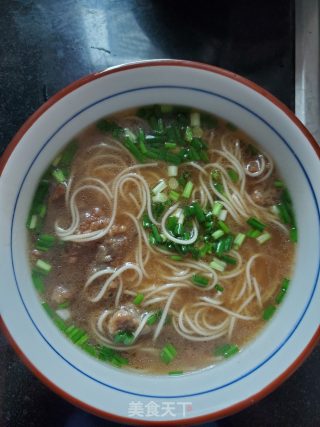 酥肉汤面的做法步骤：7