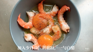 虾仁鸡蛋的做法步骤：2