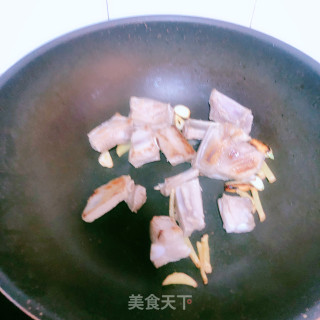 子排炖萝卜的做法步骤：6
