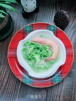 大虾、菠菜手擀面的做法步骤：17