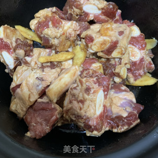 儿童也可以吃的牛仔骨的做法步骤：1