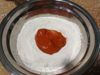 南瓜紫薯棒棒糖馒头的做法步骤：1