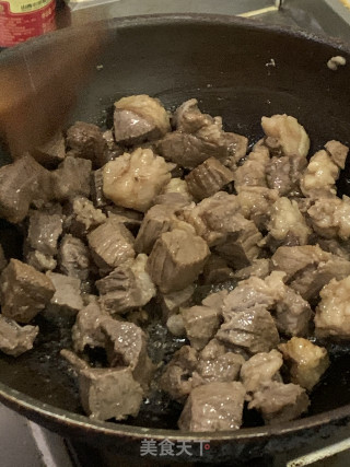 土豆炖牛肉的做法步骤：4
