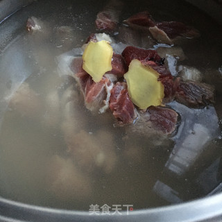 牛肉炖土豆的做法步骤：5