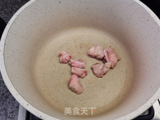 小洋葱炖牛肉的做法步骤：4
