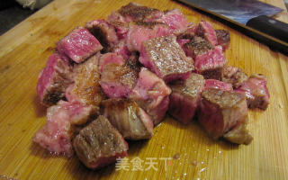 铁板红酒骰子牛肉的做法步骤：4