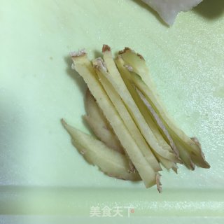 五花肉炒凉薯的做法步骤：3