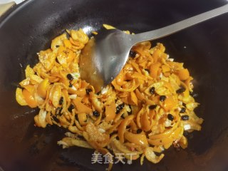 炒桔子皮的做法步骤：6