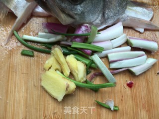 泡菜炖鲈鱼的做法步骤：7