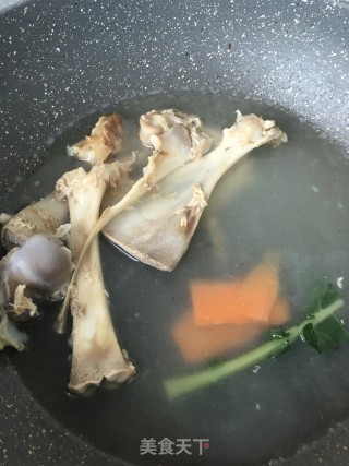 泡菜炖鲈鱼的做法步骤：11