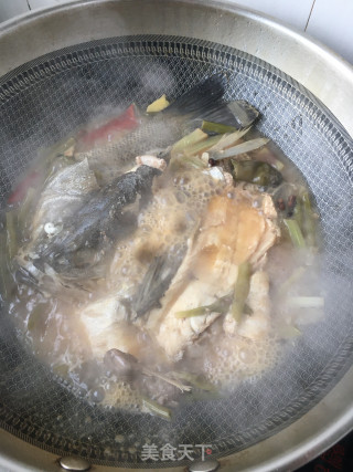 泡菜炖鲈鱼的做法步骤：17