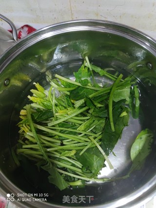 菠菜鸡蛋的做法步骤：3