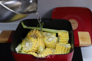 煮玉米的做法步骤：4