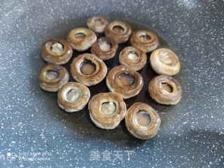 煎口蘑的做法步骤：5