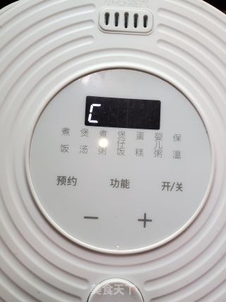冰糖炖雪蛤银耳的做法步骤：4