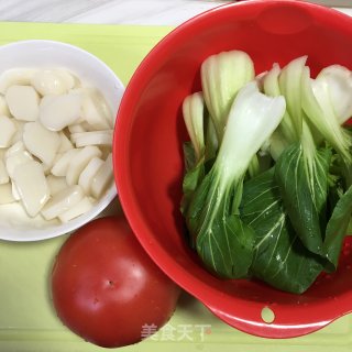 时蔬煮年糕的做法步骤：1