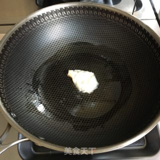 清炒白菜的做法步骤：1
