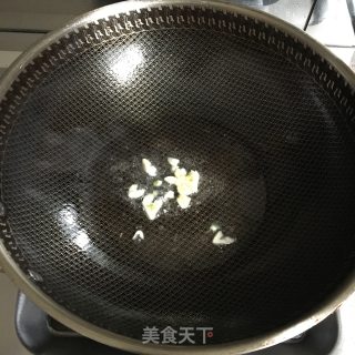清炒白菜的做法步骤：2