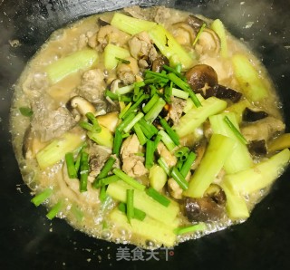 鸡肉炖香菇的做法步骤：10