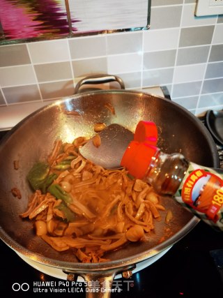 腊八蒜爆猪肚的做法步骤：21