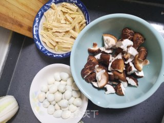 什锦鸡翅根的做法步骤：5