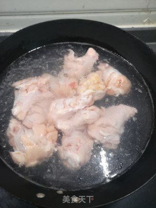 什锦鸡翅根的做法步骤：6