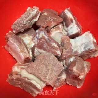 菌菇炖排骨的做法步骤：2