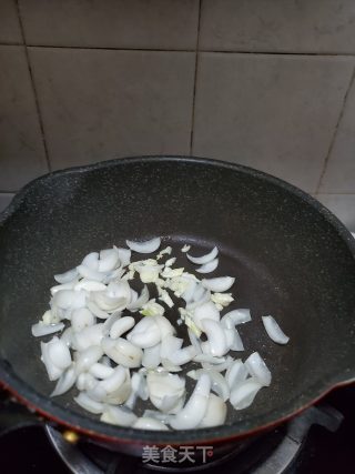 鲜百合炒甜豆的做法步骤：5