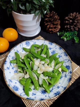 鲜百合炒甜豆的做法步骤：8