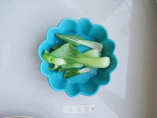牛肉、香菇炖豆皮的做法步骤：2