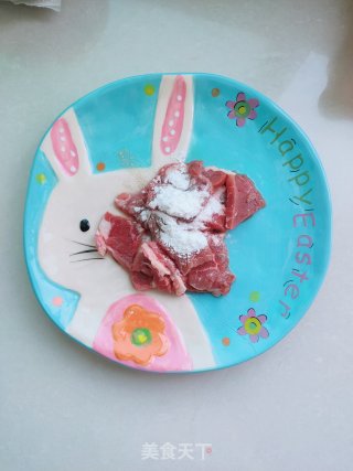 牛肉、香菇炖豆皮的做法步骤：3