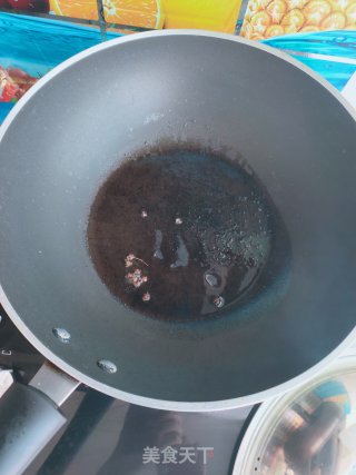 牛肉、香菇炖豆皮的做法步骤：5