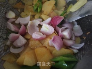 毛葱炒土豆片的做法步骤：8