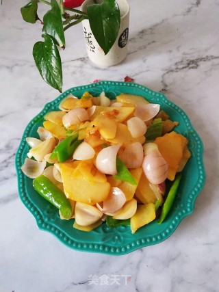 毛葱炒土豆片的做法步骤：9