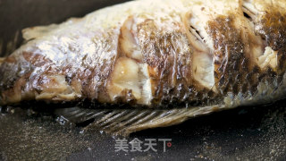 鲫鱼豆腐汤，汤白味鲜很重要的做法步骤：5