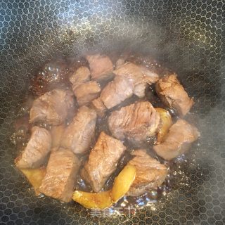 土豆胡萝卜炖牛肉的做法步骤：7